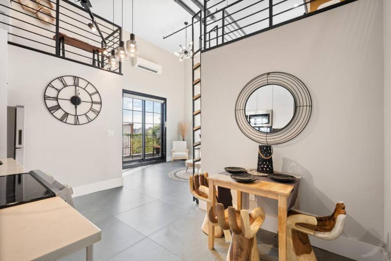 Nyc Skyline Views, Sauna & Rooftop - Romantic Escape At "Brooklyn Bay Lofts" นิวยอร์ก ภายนอก รูปภาพ